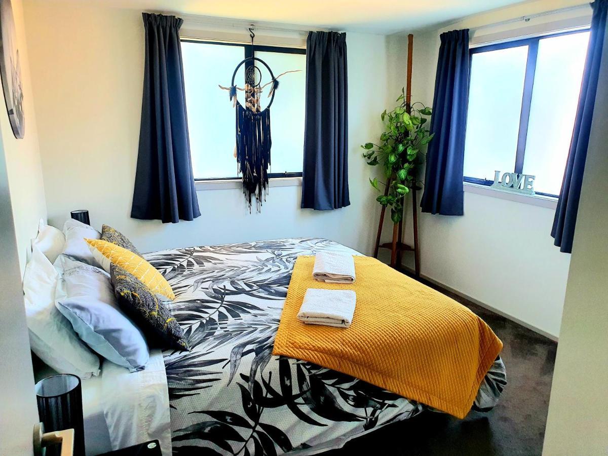 Villa Hawea Heaven: Superking Beds + Hot Tub + Mountain Wanaka Esterno foto