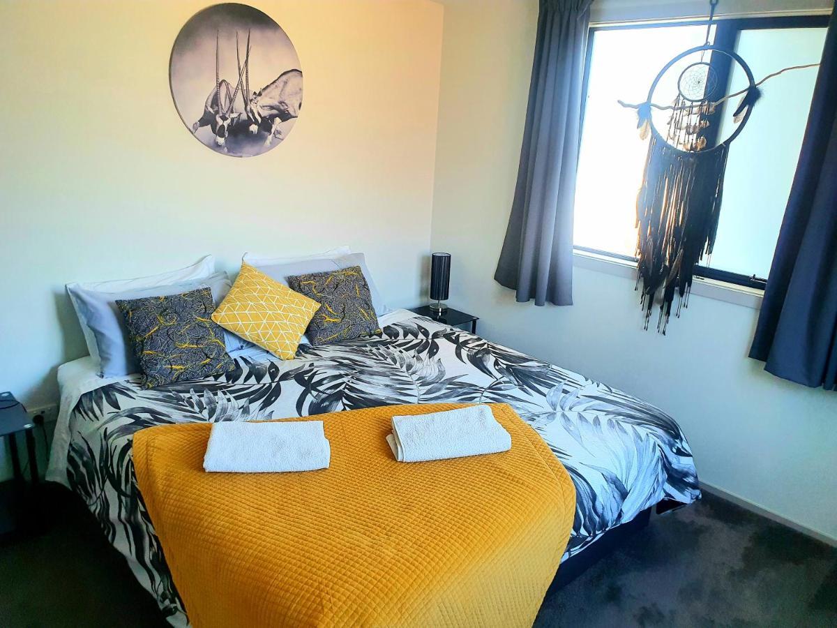 Villa Hawea Heaven: Superking Beds + Hot Tub + Mountain Wanaka Esterno foto