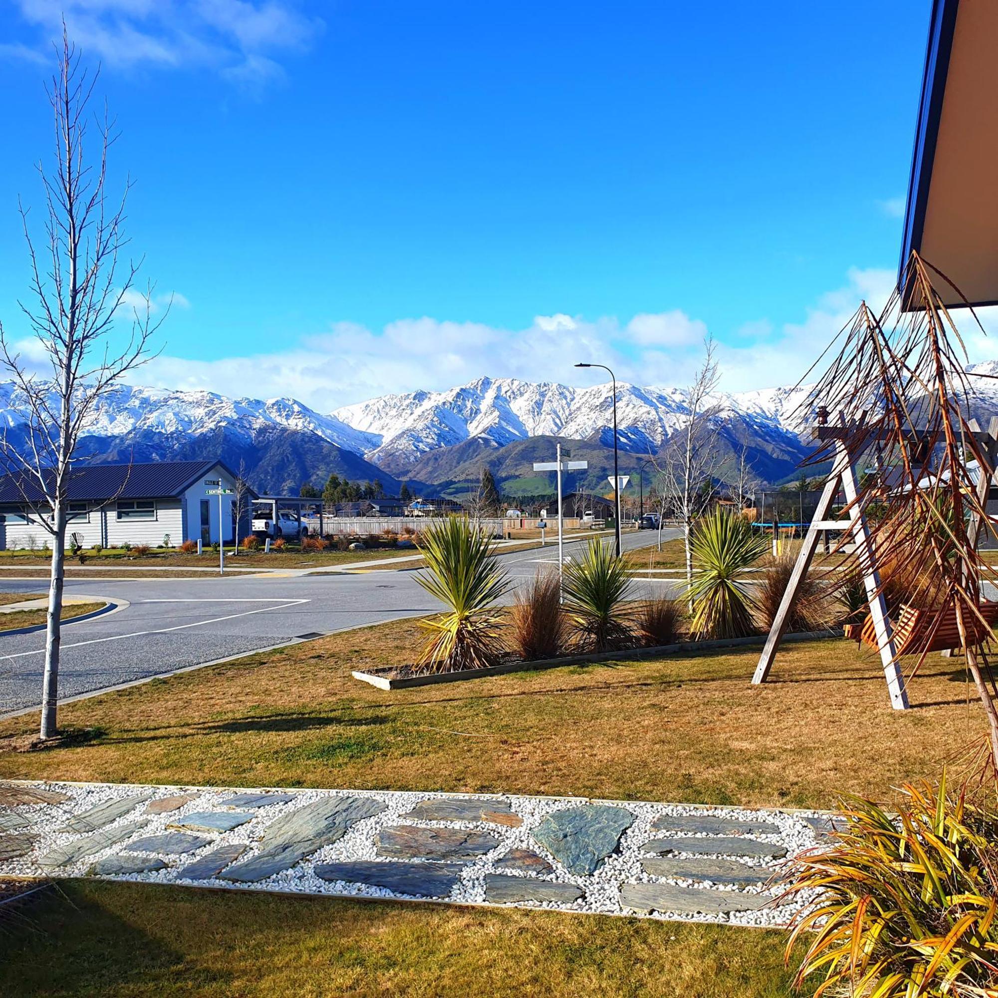 Villa Hawea Heaven: Superking Beds + Hot Tub + Mountain Wanaka Esterno foto